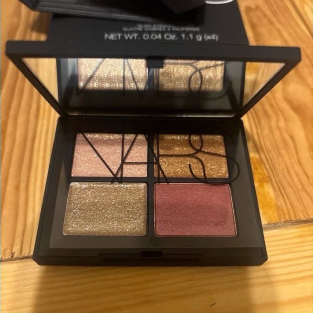 NARS Quad Eyeshadow - Singapore
